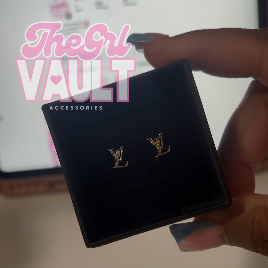 LV nose stud